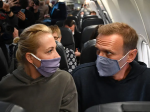 Политолог рассказал, почему Навального выгнали из Германии