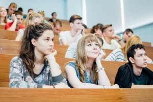 31% россиян не готовы платить за высшее образование