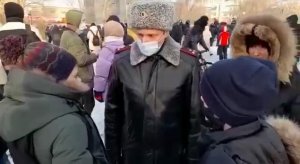Навальнисты бросают на баррикады малолетних