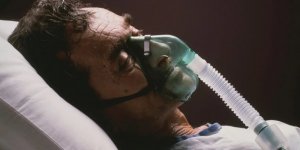 В США конгрессмен заразился после двух прививок от Pfizer (В Сербии больше половины побочных эффектов от вакцин пришлось на Pfizer )