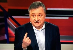 Профессор в эфире Соловьёва сделал громкое разоблачение: "Почему вы его крышуете?"