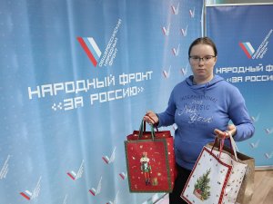 В Коми участники акции #МыВместе передали свыше 400 сладких наборов детям медицинских работников