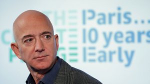 Уйти, чтобы вернуться: Безос покинул Amazon, чтобы поуправлять Вселенной