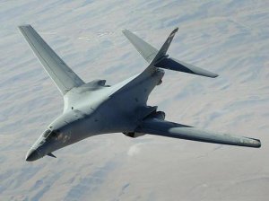 Байден готовится отправить бомбардировщики B-1 к границам России