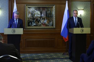 Не надо путать Евросоюз с Европой. Мы никуда из Европы не уходим, у нас в Европе много друзей, единомышленников, мы с ними будем продолжать развивать взаимовыгодные отношения - С.В. Лавров