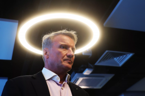 Греф предъявил правительству ультиматум. В интересах иностранных акционеров