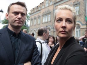 Эксперт подтвердил подлинность немецкого паспорта Навальной