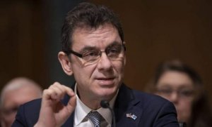 Глава Pfizer отменил визит в Израиль, так как не привился от коронавируса