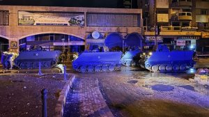 Власти Ливана привлекли армию для борьбы с уличными протестами
