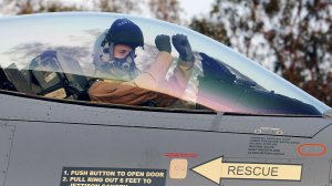 "На американцев это не похоже": на что пересадят летчиков ВВС США