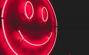 Где может пригодиться эмоциональный интеллект (ЭИ): навык распознавания чувств и научные методы его оценки