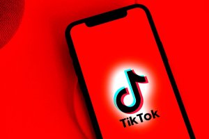 Пакистан принудил TikTok к самоконтролю по российской модели за «непристойный контент»
