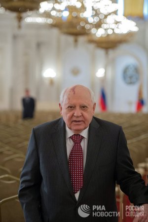 Владимир Федоровский: «Горбачев был актером в трагедии надежды!» (Le Figaro, Франция)