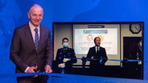 Монголия: и нашим и вашим под одну дуду спляшем