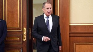 Лавров назвал необходимым отказ от контролируемых Западом платежных систем