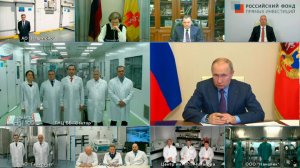 Прививка Путина и вакцина в каплях. Что обсуждали на совещании по вакцинации у президента (Путин поручил представить к госнаградам разработчиков вакцин от COVID-19)
