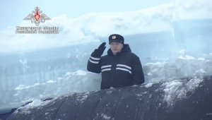 Комплексная арктическая экспедиция ВМФ России и РГО «Умка-21» (Три атомные подлодки ВМФ России впервые одновременно пробили лёд в Арктике)