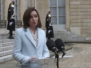 Парламент Молдавии пошел против президента: депутатов ждет роспуск