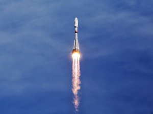 Роскосмос»: 25 марта в космос выведено еще 36 спутников по проекту с участием японского холдинга Softbank (Yahoo News Japan, Япония)