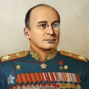 Сегодня исполняется 122 года выдающемуся советскому государственному деятелю Лаврентию Павловичу Берия. "Великий и оболганный труженик"