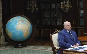 Лукашенко исключил давление России в вопросе «переделывания» Конституции