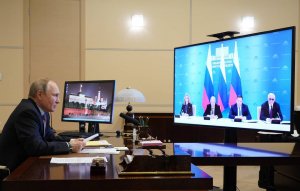 Путин считает возможной национализацию предприятий, не исполняющих гособоронзаказ