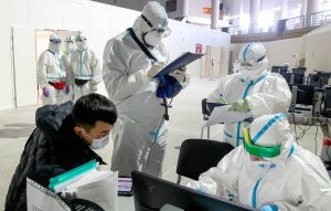 [COVID-19: март 2021] В марте в России выявили на четверть меньше заразившихся, чем в феврале. К концу месяца страна опустилась на 5-е место в мире по количеству заболевших, а на 4-е поднялась Франция