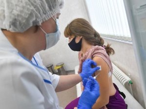 Привитые от коронавируса немцы столкнулись с эффектом "Тифозной Мэри"