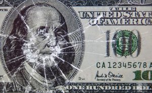 МИД заявил о готовности отказаться от доллара во взаиморасчетах между странами