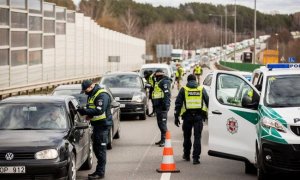Полиция Литвы готовит акцию протеста из-за отказа в приоритетной вакцинации