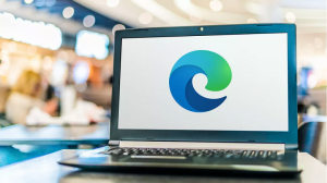 Замена в тройке лидеров компьютерных браузеров. Microsoft Edge вытеснил Firefox на четвёртое место. Google Chrome восстанавливает позиции