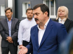 На депутата Рады Андрея Деркача и украинского экс-прокурора ГПУ Константина Кулика готовится покушение