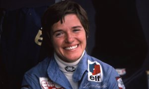 «Это лучше, чем влюбиться»: как гонщица Формулы-1 доказала, что не хуже мужчин