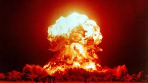 Обезьяна с гранатой на подходе: физик рассказал, как быстро Украина сможет создать ядерную бомбу