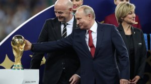 Немецкое издание S.Zeitung: Абрамович отказался от участия «Челси» в Суперлиге из-за Путина (Немецкая пресса сообщила, что Кремль причастен к краху Суперлиги)