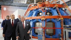 В России запустили термоядерную установку токамак Т-15МД: первую за последние 20 лет. По техническим параметрам она не имеет аналогов в мире