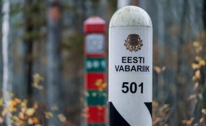 Эстонца оштрафовали за то, что сфотографировался у столба близ границы с Россией