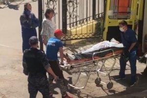 В Пермском крае ученик лицея напал на учителя с ножом