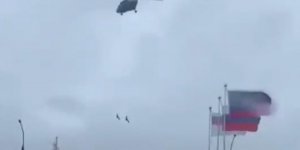 На видео попал момент смертельного падения бойцов СОБР с вертолета