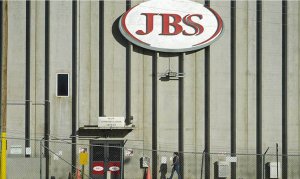 Крупнейший производитель мяса JBS заплатил хакерам 11 миллионов долларов