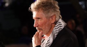 "Иди к черту! Ни за что": основатель Pink Floyd отказал Цукербергу из-за Ассанжа