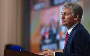 «Канал выступал в роли организатора незаконных акций»: Песков — об исключении «Дождя» из кремлевского пула