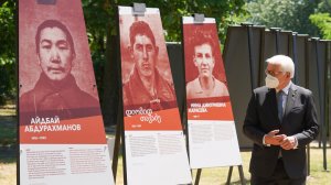 Немецкий лидер напомнил о "кровавом варварстве"