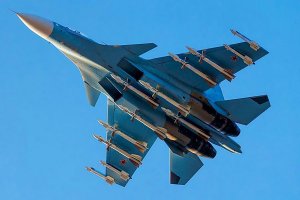 Sohu: американского пилота «бросило в холодный пот» из-за маневра Су-30СМ   (Китайские аналитики рассказали об эпизоде над Охотским морем)