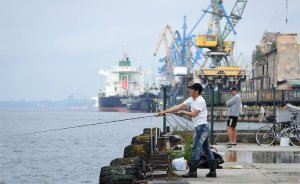 Путин начал, Лукашенко продолжил, а Евросоюз добивает латвийские порты