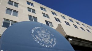 FP: низкий моральный дух и проблемы в управлении — каждый третий сотрудник Госдепа ищет новую работу