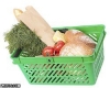 Регулирование цен привело к ажиотажному спросу на продукты: "Больше четырех бутылок масла в одни руки не даем"
