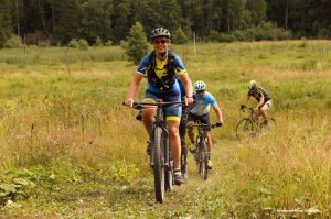 Президент Эстонии на велосипеде провела инспекцию границы с Россией (Ну что, Керсти, граница на замке?)