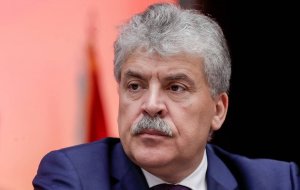 [«Кабаки, бабы и цугундер»*] Хук слева. Кандидата в Думу Грудинина исключат из списка КПРФ после заявления бывшей жены об офшоре: доле в иностранной компании, которую он не указал в декларации