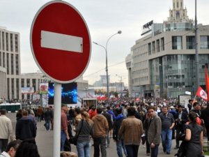 С демографией дела даже хуже, чем боялись. Похоже, может сбыться печальный прогноз, согласно которому убыль населения России вырастет до миллиона человек в год